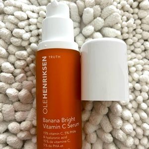 OLE HENRIKSEN BANANA BRIGHT Vitamin C Serum